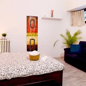 morena-guest-house-lucca.it-lombardy.com/